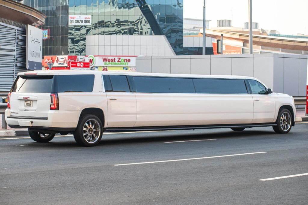 Busy Dubai limousine fleet operations in a growing transport market
