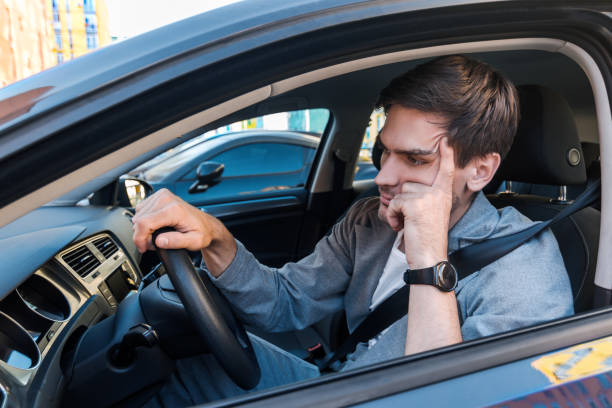 idle time in fleet management showing vehicle waiting without movement